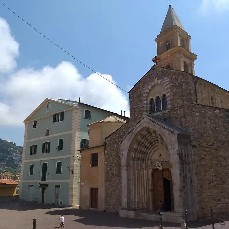 2room Pearl In Flower Riviera 2km From Cote D'azur Specifically For Young Feeling People Apartment Ventimiglia