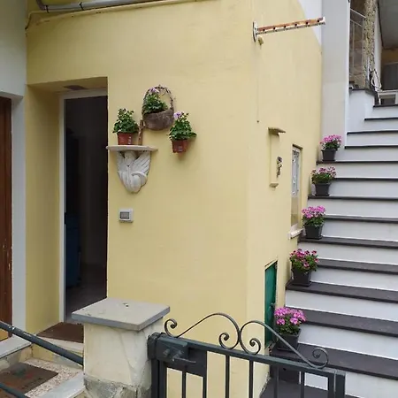 Apartamento 2room Pearl In Flower Riviera 2km From Cote D'azur Specifically For Young Feeling People *