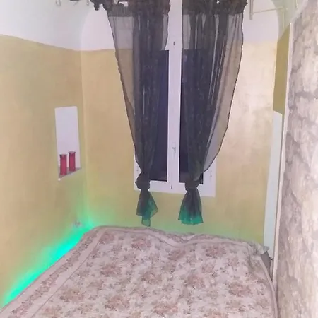 2room Pearl In Flower Riviera 2km From Cote D'azur Specifically For Young Feeling People Apartament